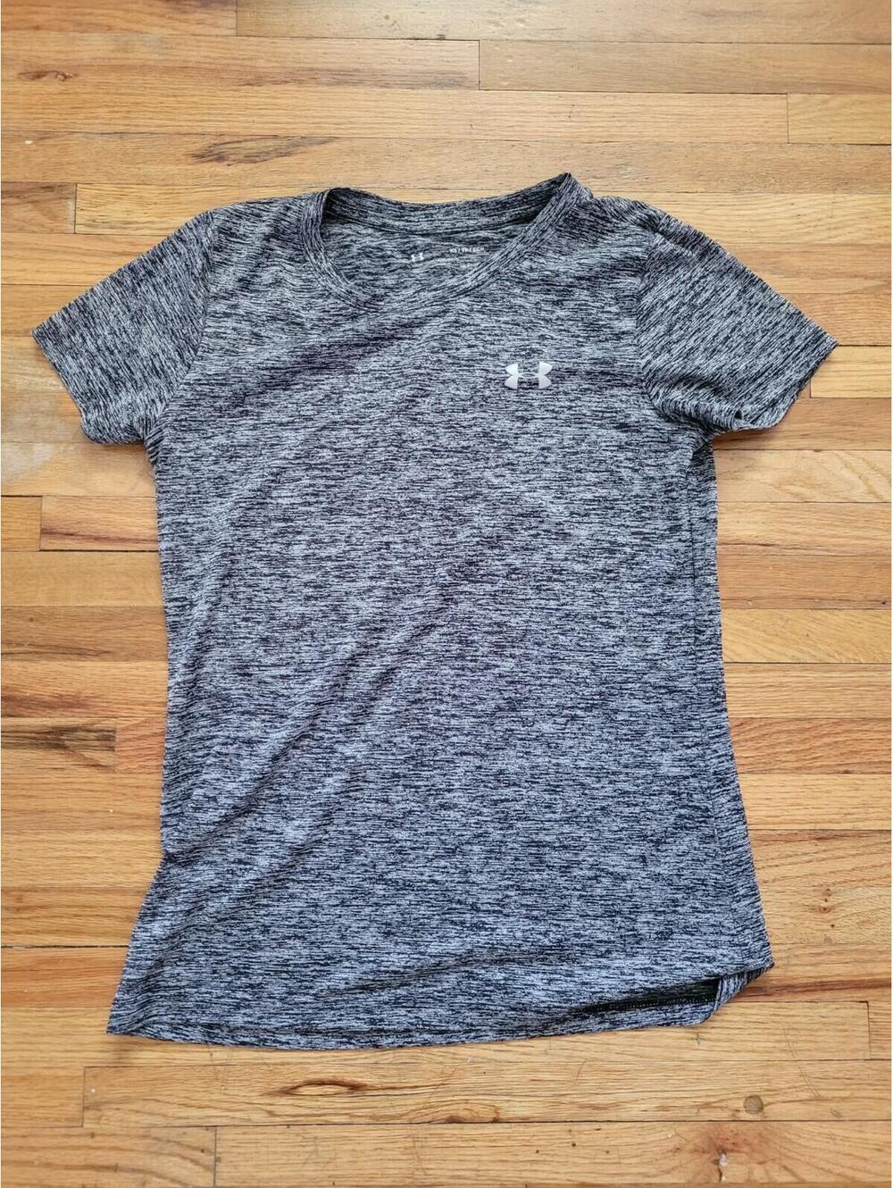 Under Armour T Shirt Short Sleeve Black/Gray Loose Fit Heat Gear Women's Size XS